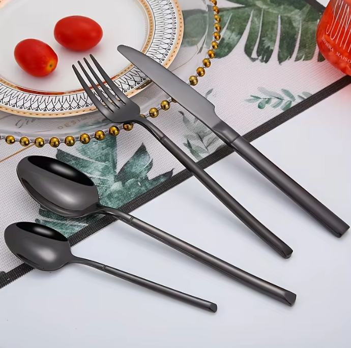 24-teiliges Besteckset aus Edelstahl – Schwarzes Tafelbesteck mit Steakmessern für 6 Personen