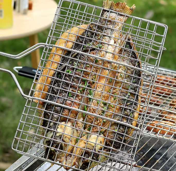 Grosser Grillkorb aus Edelstahl mit abnehmbarem Griff – Klappbarer BBQ Grillkäfig für Fleisch, Fisch & Gemüse