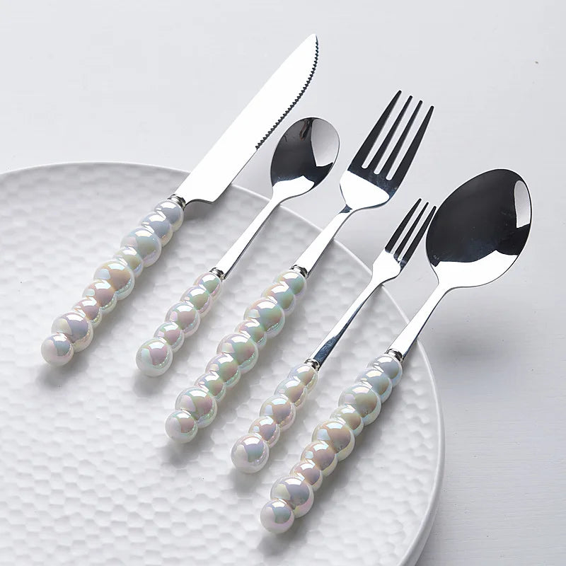 Elegantes Besteckset | Edelstahl mit Perlgriff für stilvolle Anlässe 0