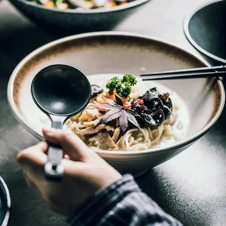 Handgefertigte japanische Ramen-Schale aus Keramik mit traditionellem Design | Perfekt für authentische Nudelsuppen 2
