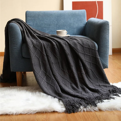 Kuscheldecke | Einfarbige Strickdecke mit Geometrischem Design | Vielseitige Wolldecke für Komfort und Stil 11