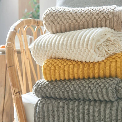 Kuscheldecke | Einfarbige Strickdecke mit Geometrischem Design | Vielseitige Wolldecke für Komfort und Stil 5