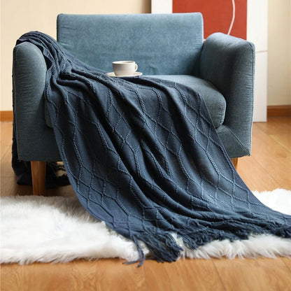 Kuscheldecke | Einfarbige Strickdecke mit Geometrischem Design | Vielseitige Wolldecke für Komfort und Stil 7