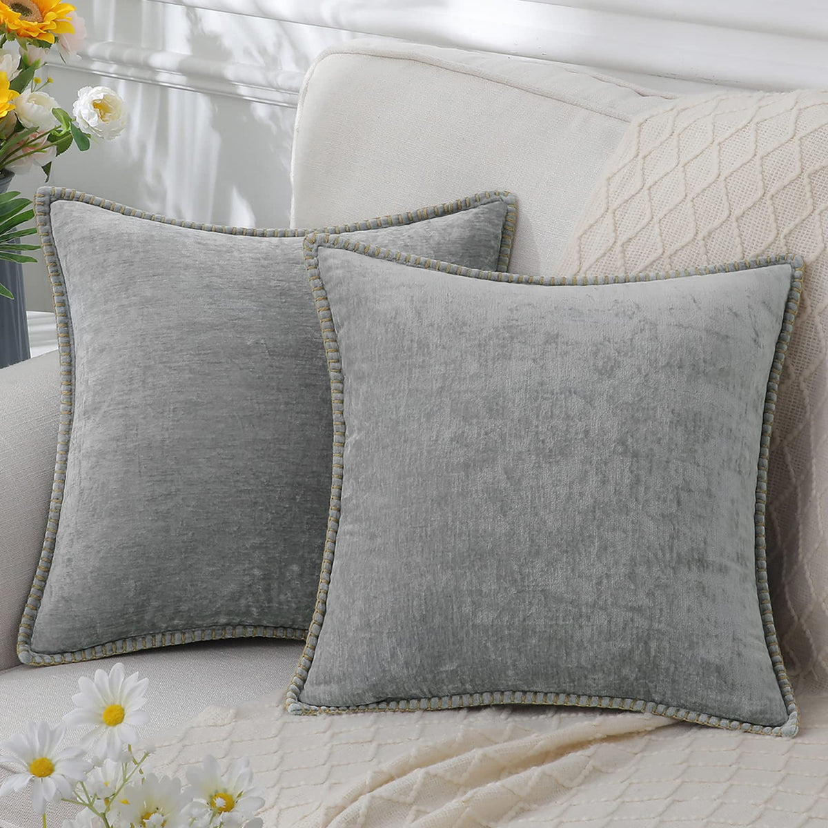 Luxuriöses Chenille-Zierkissen mit samtiger Textur | Vielseitige Farben und Größen für elegantes Wohnen 2
