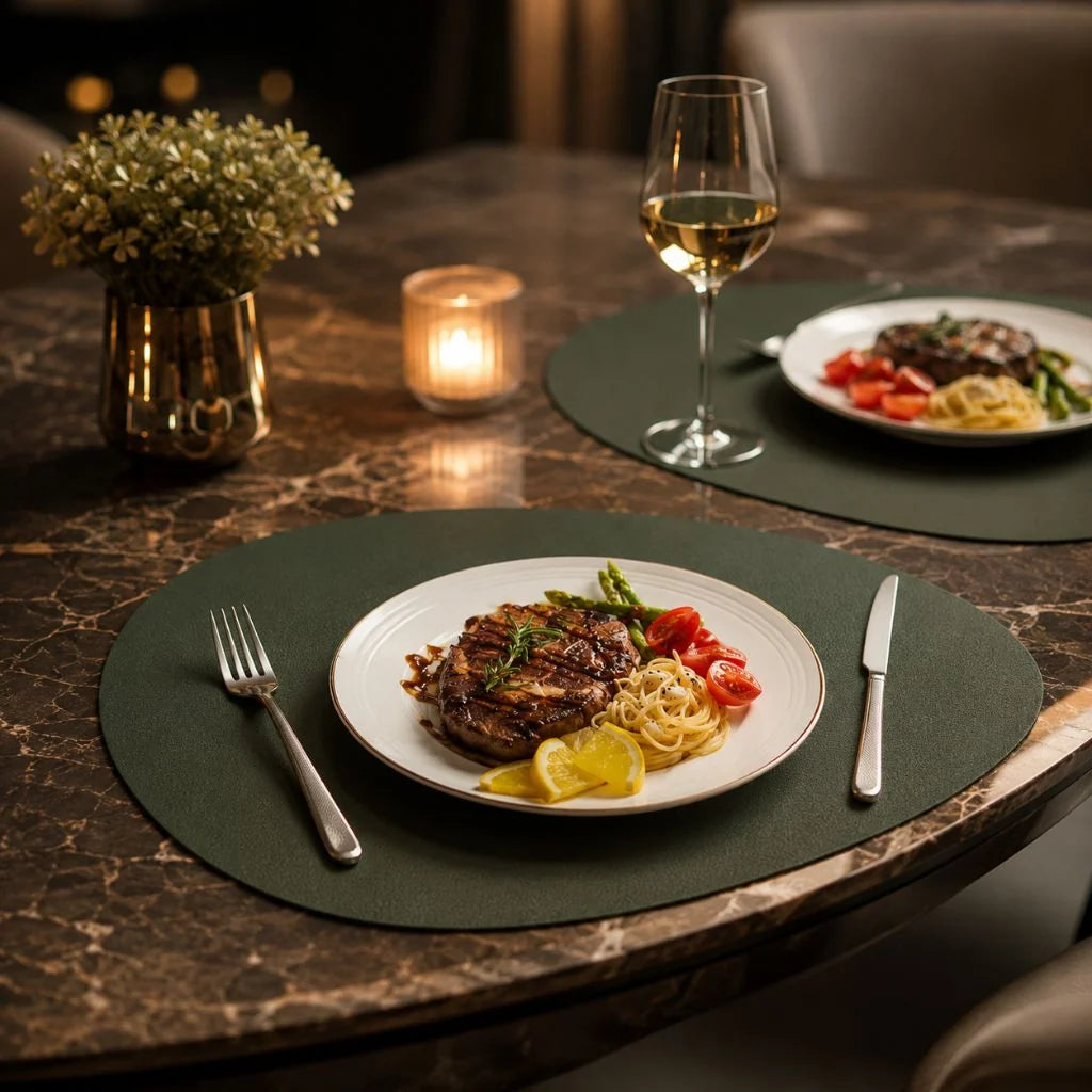 Ökologisches Leder Tischset | Abwaschbare Tischsets mit Wendbarem Design | Praktisch für Stilvolle Essbereiche 5