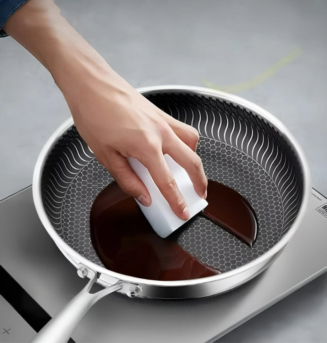 Premium Wok | Edelstahl Wok mit Wabenstruktur und Antihaftbeschichtung | Vielseitig für Perfekte Ergebnisse 4