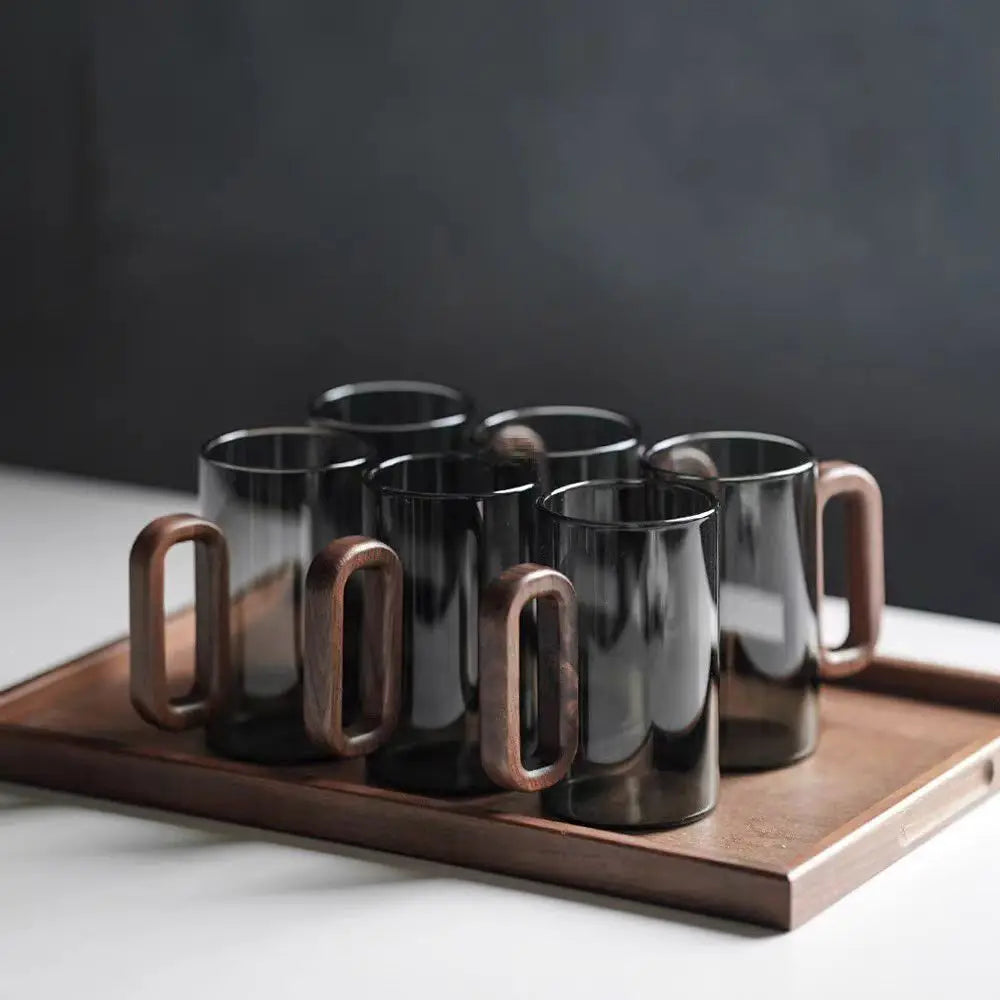 TimberCharm | Rustikaler Glasbecher mit Holzgriff für stilvolle Getränke | Hitzebeständig und Ergonomisch 1